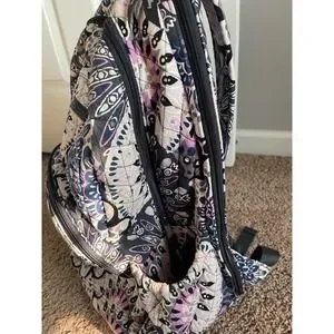 Vera Bradley | Bags | Vera Bradley Essential Backpack Large  display picture 2